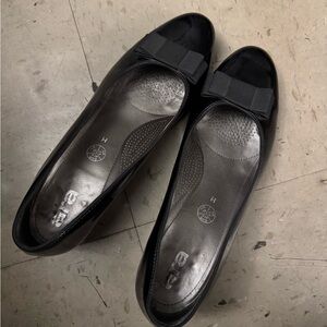 Ara Black Patent Leather Heels